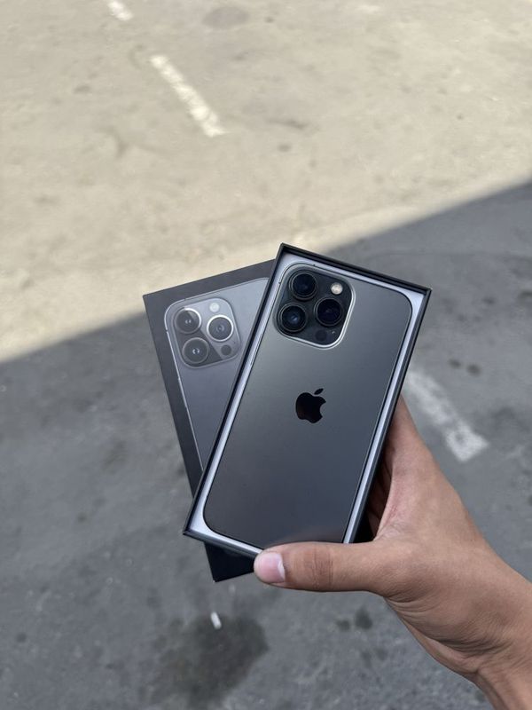 Iphone 13 pro sotiladi srochna Iphone 13 pro sotiladi srochna