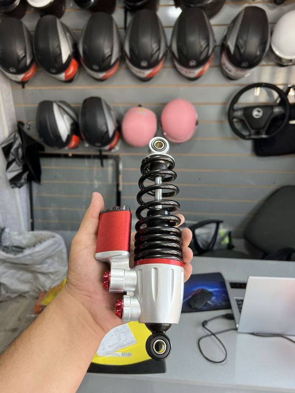 skuter mototsikl motorol lar uchun. kamer lar disk va balon lar
