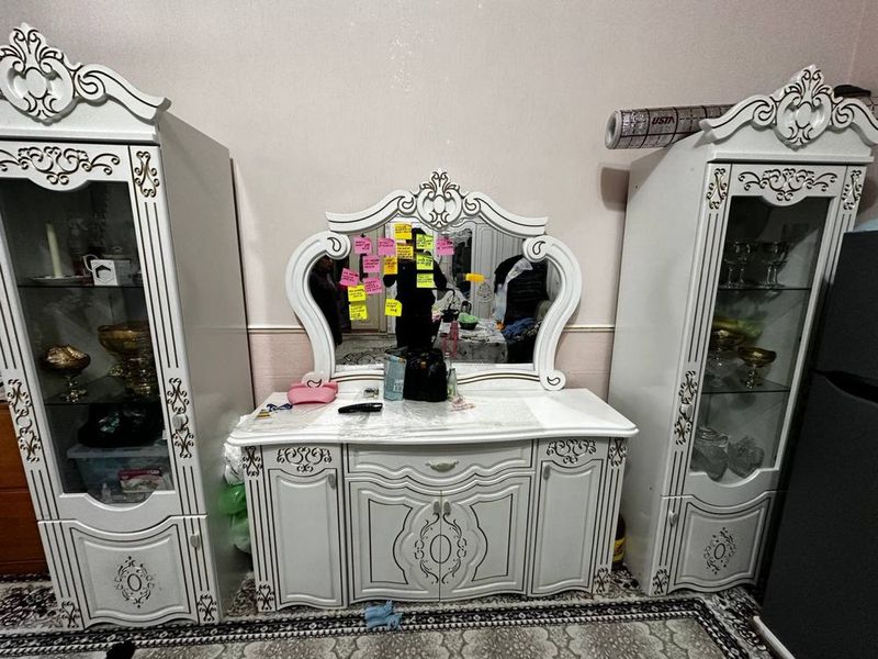 Penal komot сервант