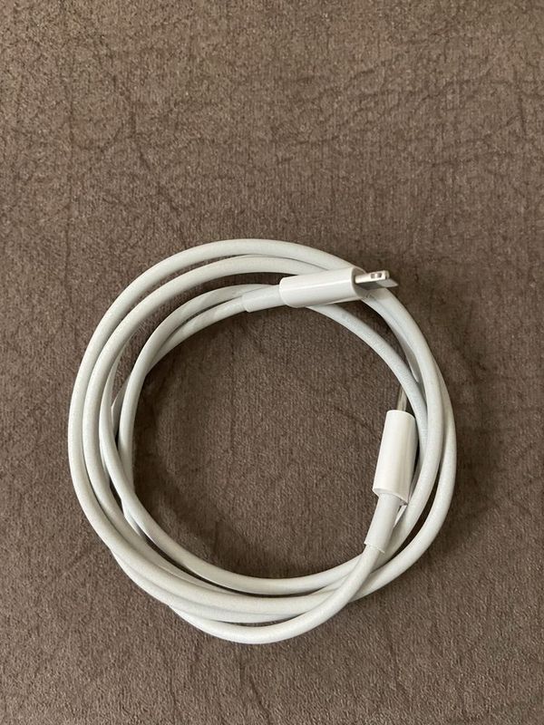 Iphone 13 pro orginal cabel Iphone 13 pro orginal cabel