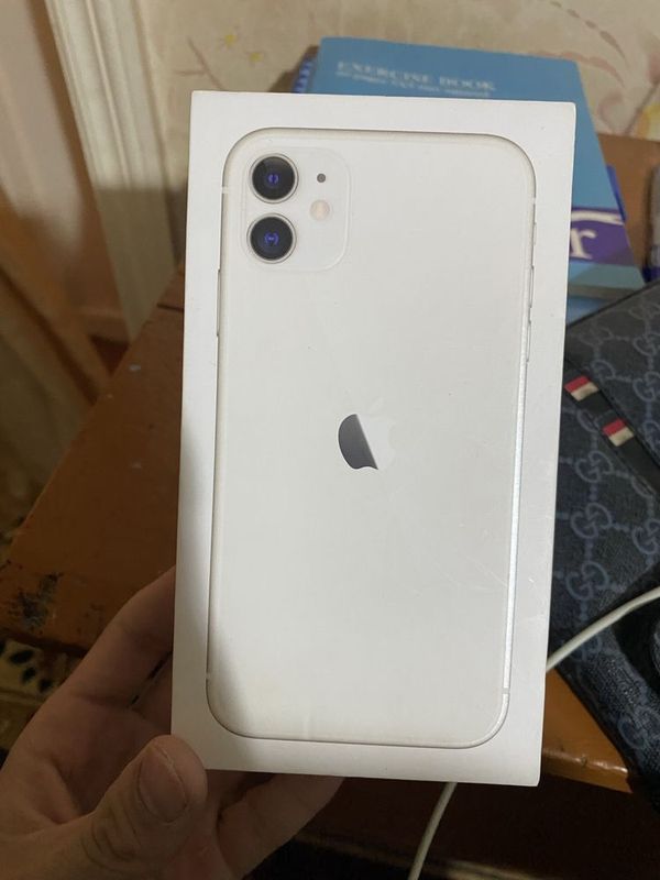 Iphone 11 c гарантией