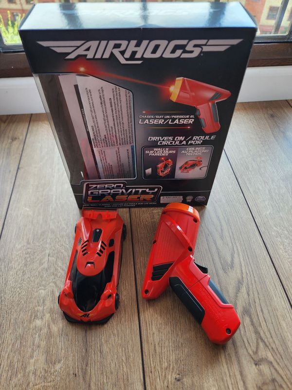 Продам радиоуправляемую машинку Air Hogs Машинка Зеро Гравити (оригин Продам радиоуправляемую машинку Air Hogs Машинка Зеро Гравити (оригин