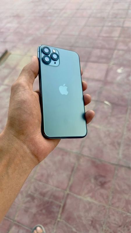 Iphone 11 pro ozroq kami bor Iphone 11 pro ozroq kami bor