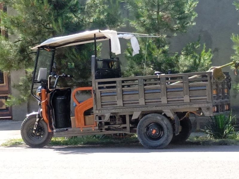 Срочно продаю электро трицикл ездил один месяц Срочно продаю электро трицикл ездил один месяц