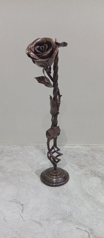 Кованый подсвечник Кованый подсвечник