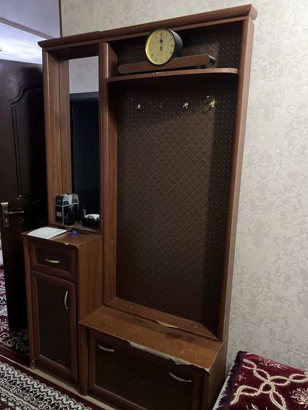 Срочно бесплатно отдам прихожки
