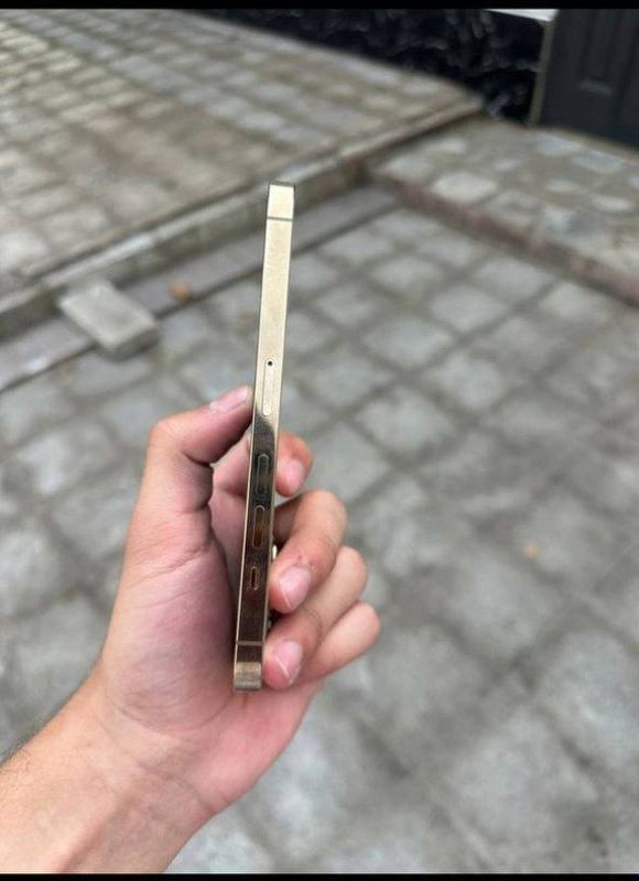 13pro 128 Gold 13pro 128 Gold