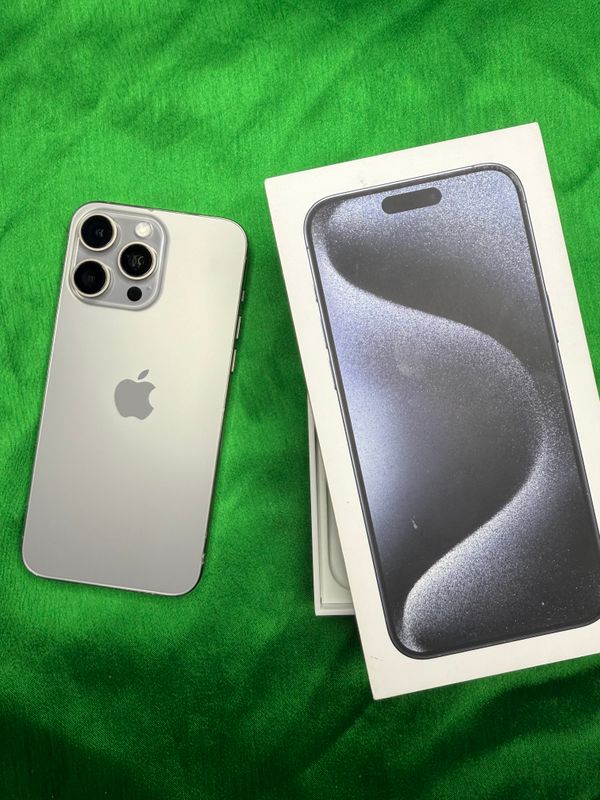 iPhone 15 ProMax 256gb Titanium Akk: 92% Kelwamiz