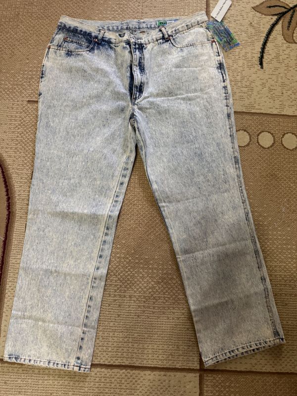 Продам новые мужские джинсы Продам новые мужские джинсы