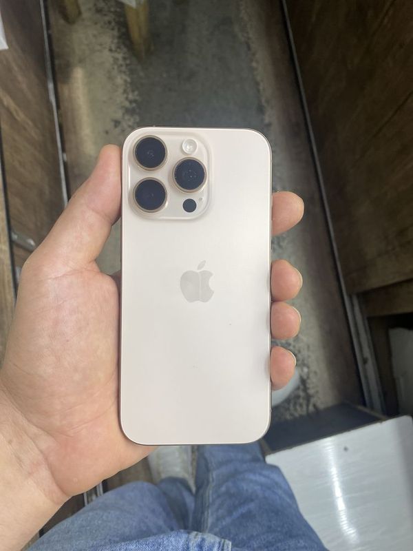 iPhone 16 pro 128gb dual iPhone 16 pro 128gb dual
