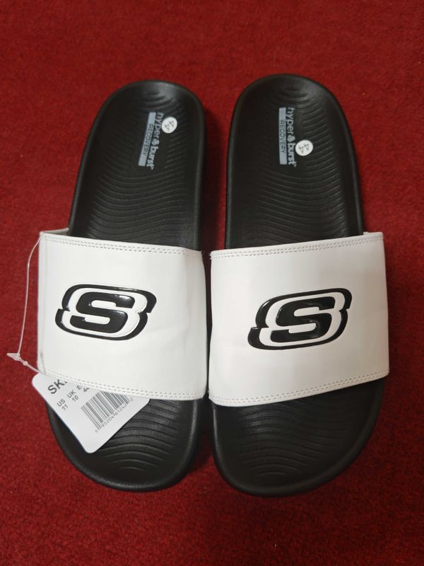 Продаются мужские шлепанцы Skechers Продаются мужские шлепанцы Skechers