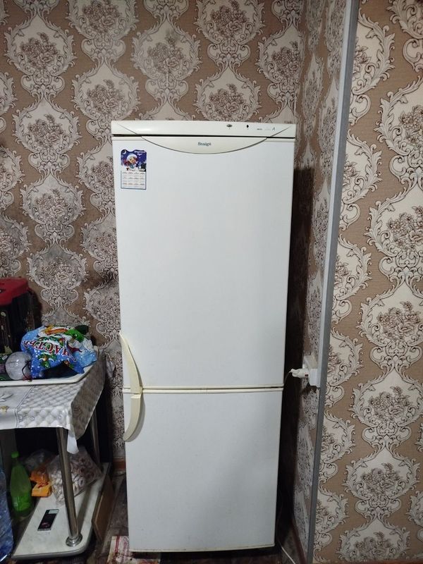 Продам холодильник Snaige Продам холодильник Snaige