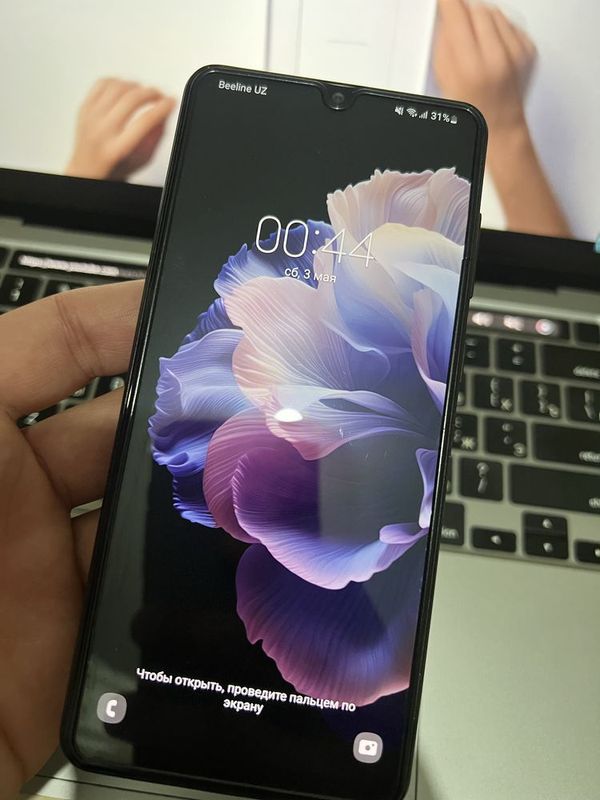 Samsung Galaxy A31 Samsung Galaxy A31
