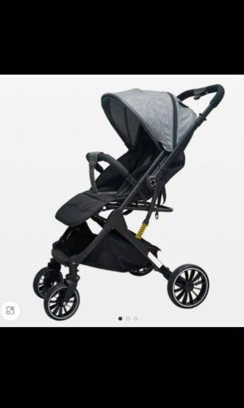 Коляска New Lux Baby Stroller Коляска New Lux Baby Stroller