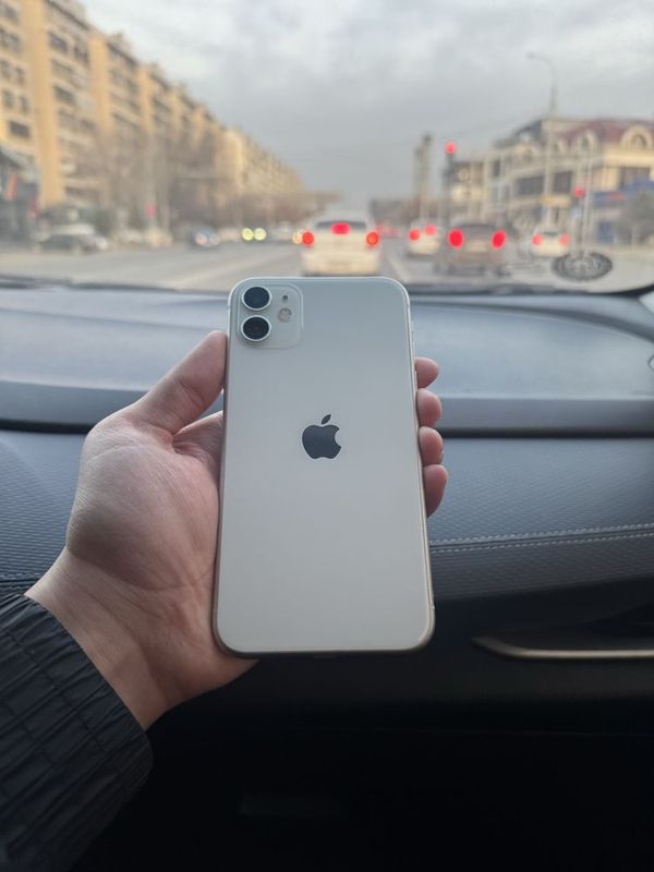 iPhone 11 128gb/73% yomkist sotiladi!