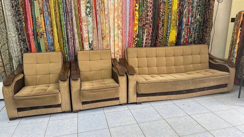 Mebel divan sotiladi Mebel divan sotiladi