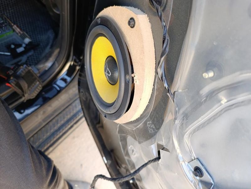 Kalonka sotiladi mid bass 16li 4ta