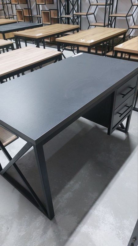 Loft partalar eng zuri. Loft partalar eng zuri.