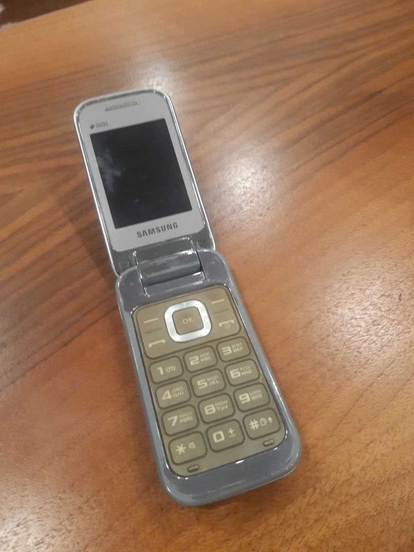 Samsung gt-c3592 на запчасти Samsung gt-c3592 на запчасти
