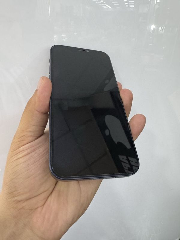 Iphone 12 oʻzi holati yaxshi Iphone 12 oʻzi holati yaxshi