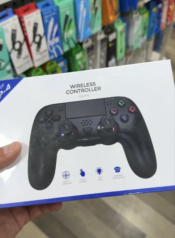 Оригинальный PS4 Джойстик (Новый в коробке] Доставка есть!
