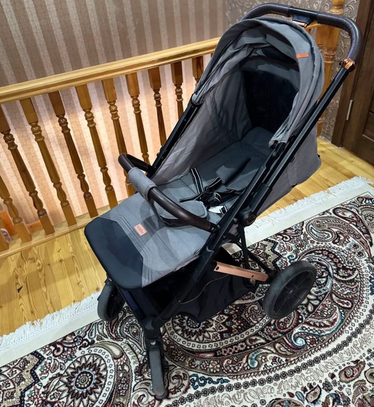 Коляска kidilo.