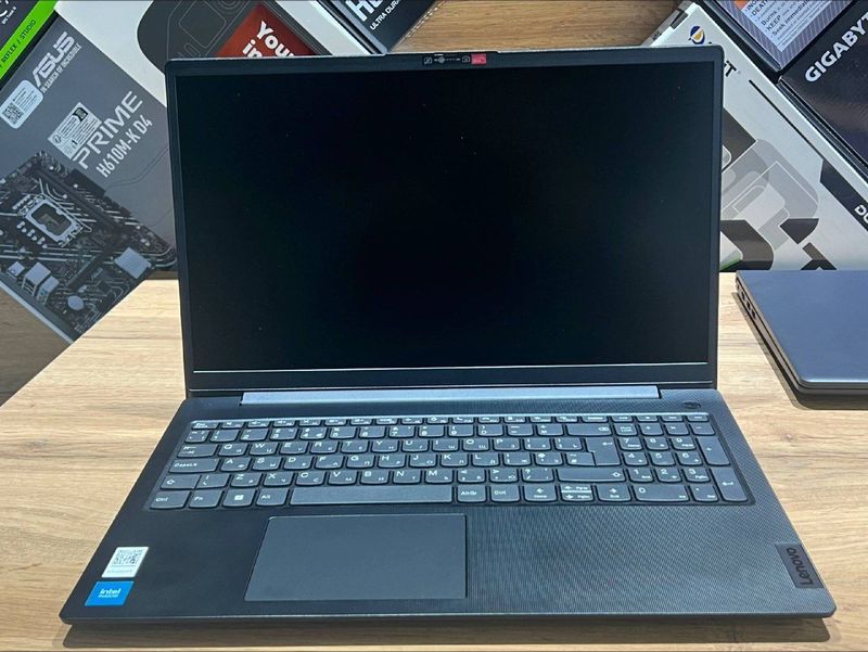 Продам Ноутбук lenovo V15 Intel Celeron N4500, DDR4 4GB/SSD 256 GB 15. Продам Ноутбук lenovo V15 Intel Celeron N4500, DDR4 4GB/SSD 256 GB 15.
