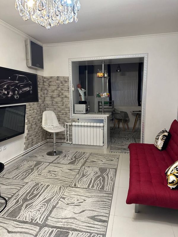 Сдается 1в2х комн.кв.м.Ойбек Сдается 1в2х комн.кв.м.Ойбек