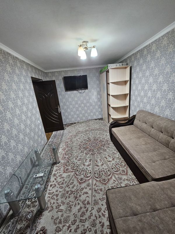 Продаётся своя 1 /1 / 4этажного дома. Яккасарайский район. Ул Продаётся своя 1 /1 / 4этажного дома. Яккасарайский район. Ул