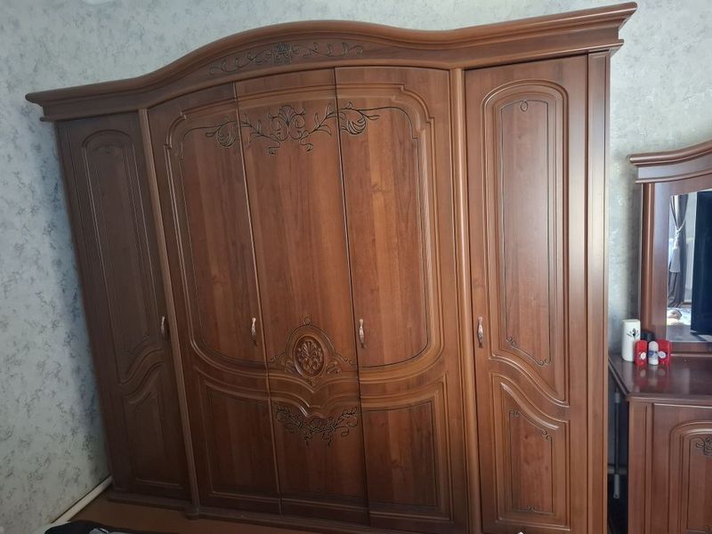 Spalniy mebel shfaner Spalniy mebel shfaner