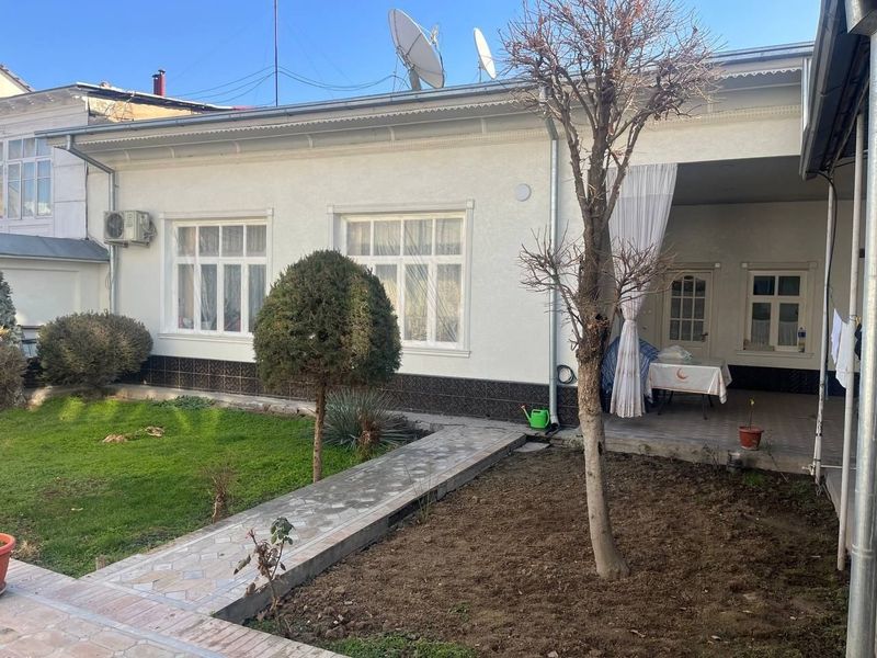 * КАЗИРАБАД ЧИЛАНЗАР 3.75 Соток 7 Комнат Ориентир 16-Гор больница * КАЗИРАБАД ЧИЛАНЗАР 3.75 Соток 7 Комнат Ориентир 16-Гор больница