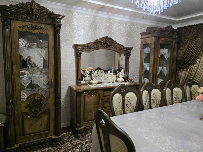 Срочно продам гостиную мебель. Срочно продам гостиную мебель.
