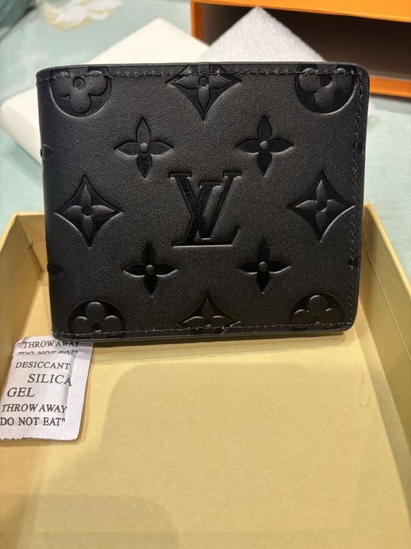 Louis Vuitton Кошелек