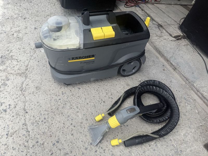 * Karcher PUZZI 10.1 оригинал Италия в отличном состоянии * Karcher PUZZI 10.1 оригинал Италия в отличном состоянии