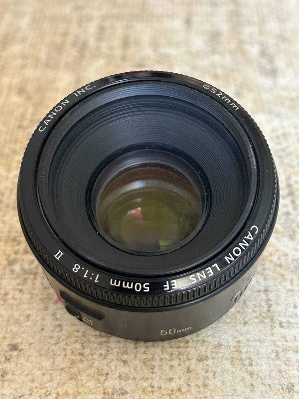 Объектив CANON LENS EF 50 mm 1:1,8 II Объектив CANON LENS EF 50 mm 1:1,8 II