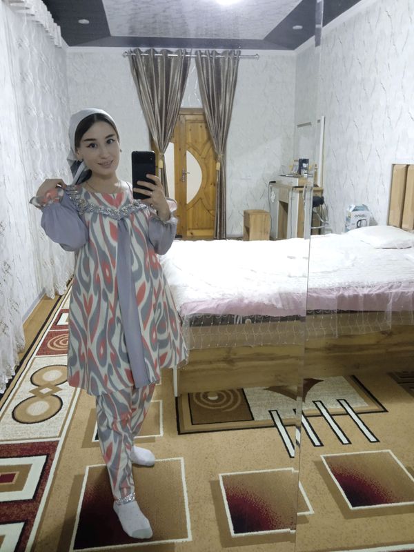 ayollar kiyimi ayollar kiyimi
