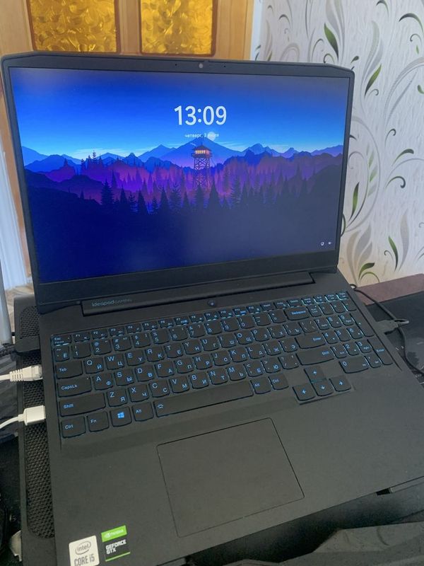 Продается игровой ноутбук Lenovo gtx 1650 ti, i5 10300H