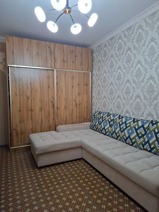 Юнусобод 8кв 1/1/4 Сотилади Юнусобод 8кв 1/1/4 Сотилади