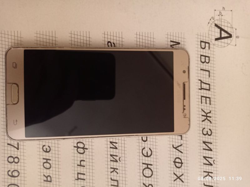 Samsung j 5 sotiladi 500ming galishiladi