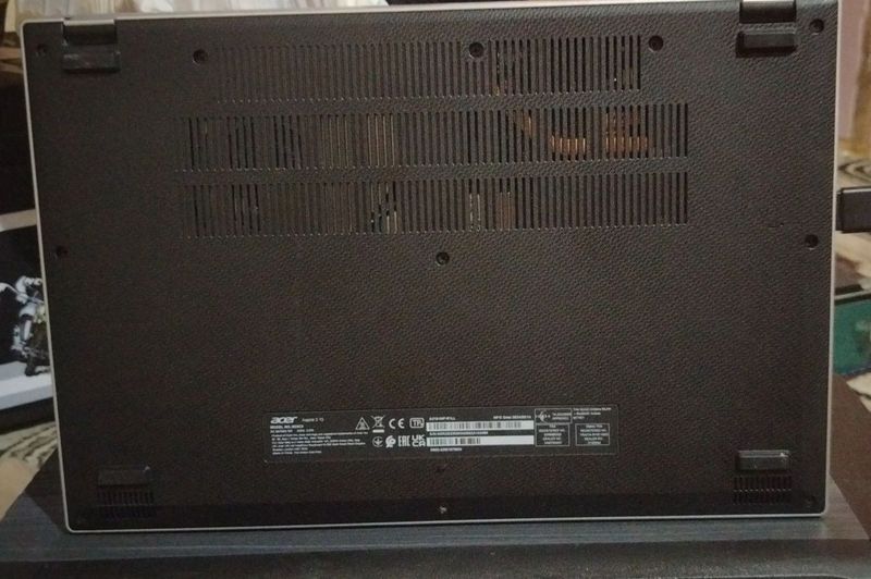 ACER sotiladi rasimda xamasi korsatilgan 500$