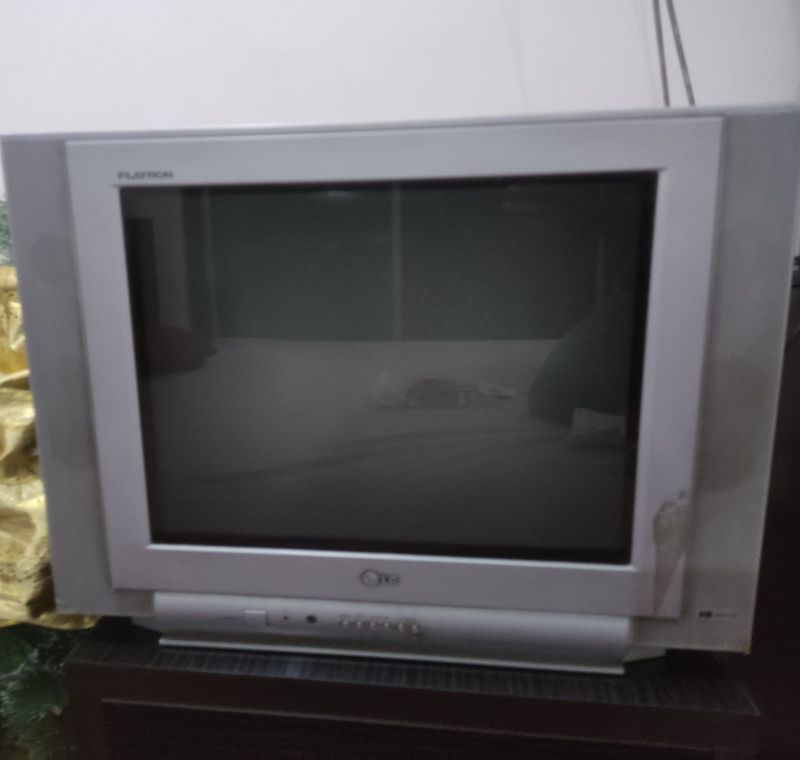 Телевизор LG flatron