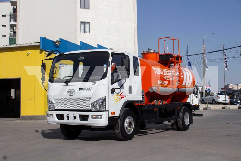 Автотопливозаправщик FAW Tiger V (7 м³) Автотопливозаправщик FAW Tiger V (7 м³)