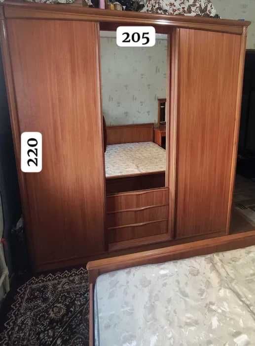 Ётоқхона гарнитури сотилади / Продаётся спальный гарнитур Ётоқхона гарнитури сотилади / Продаётся спальный гарнитур