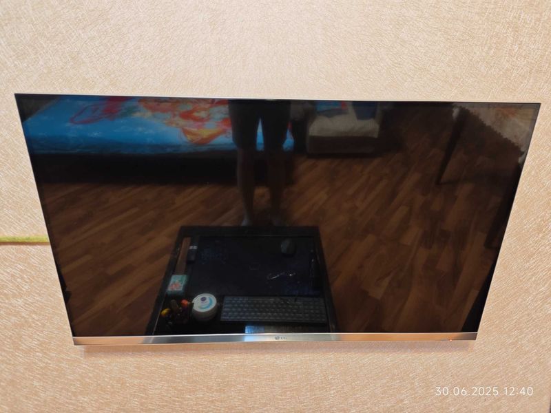LED панель LG 42" в отличном состоянии LED панель LG 42" в отличном состоянии