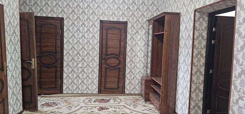 Uy sotiladi 80m² infin ban ruparasidan Uy sotiladi 80m² infin ban ruparasidan