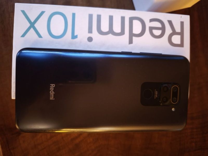 Смартфон Xiaomi Redmi 10X Blue, в неисправном состоянии Смартфон Xiaomi Redmi 10X Blue, в неисправном состоянии