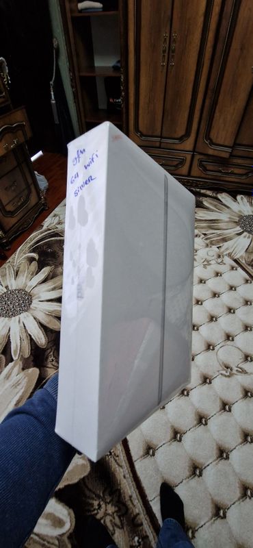 IPAD 9 (Wi Fi) no Sim Card