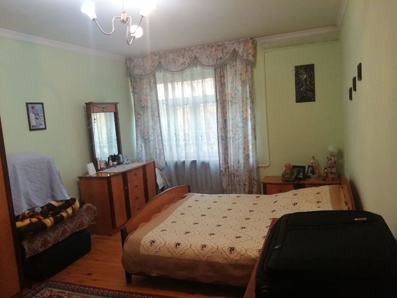 Arendaga beriladi oylaga va grajdanskiga ishonchli tozza odamga