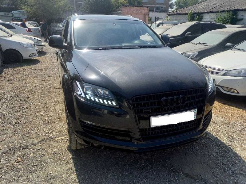 Audi Q7 + Metan 172 ming km