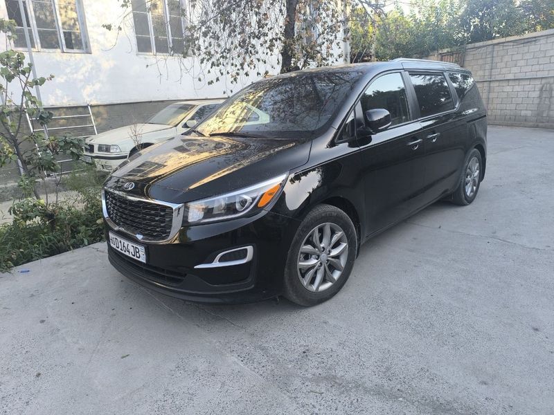 Kia carnival 2020.yil benzin + Gaz bor Kia carnival 2020.yil benzin + Gaz bor